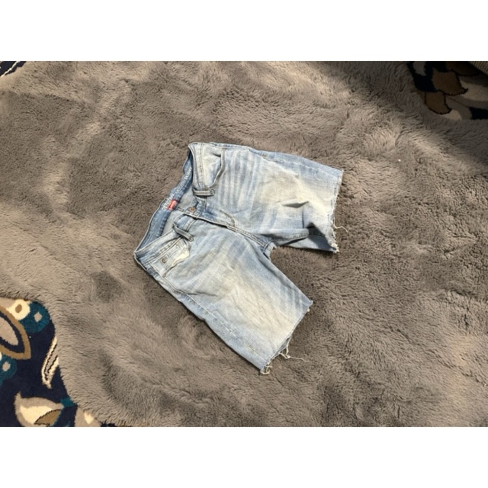 Women's Levi's Modern Skinny Denizen - Size 27x30